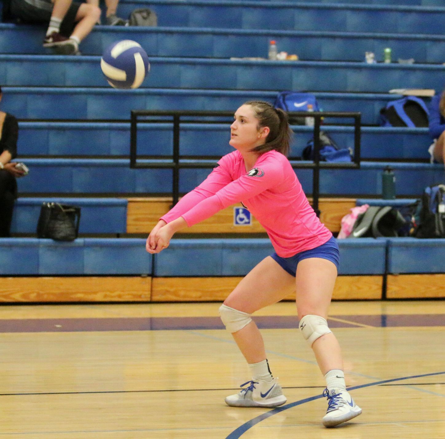 Huskies show heart in loss to Monarchs on Senior Night